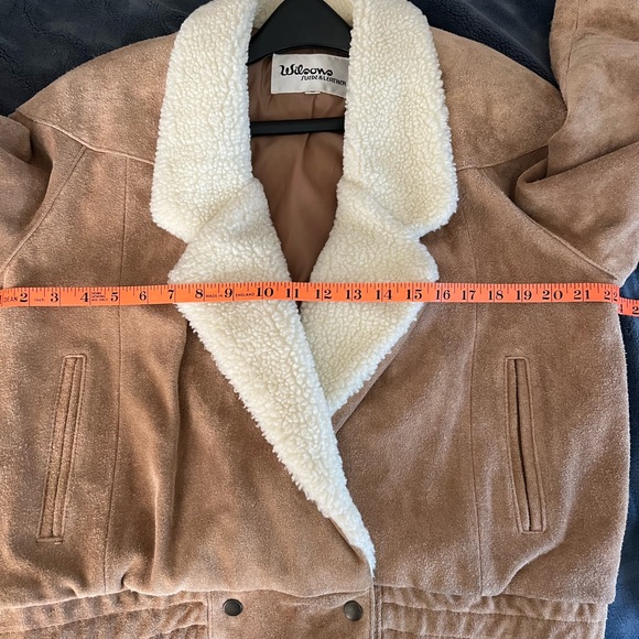 Wilson Leather Jacket with Cream Sherpa Collar - Picture 2 of 14